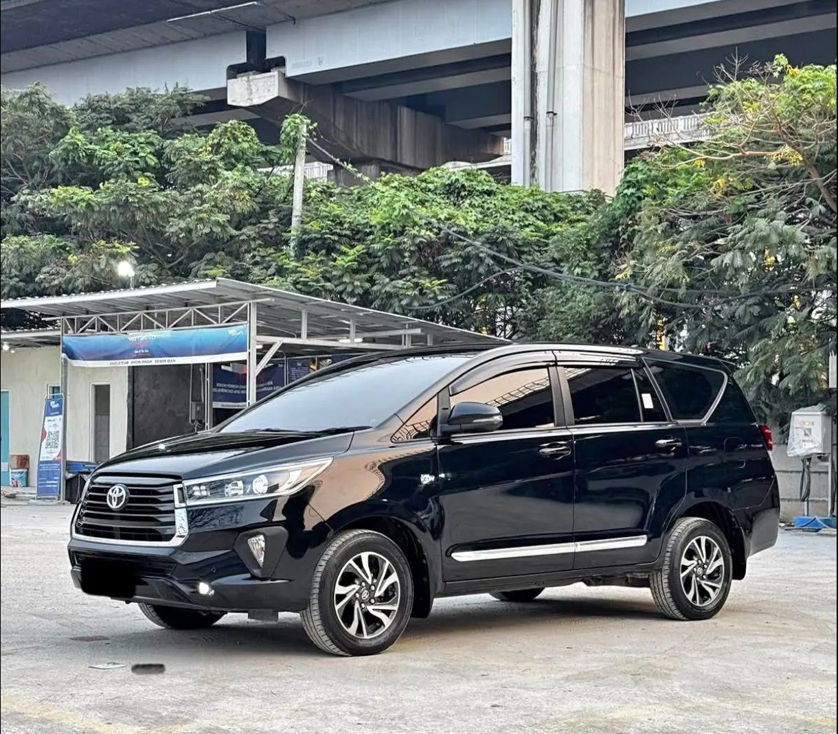 Rental Toyota Innova Reborn Pekalongan